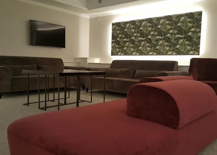 Acacia Suite