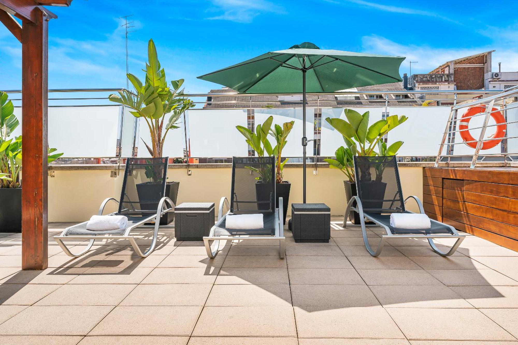 Acacia Apartahotel